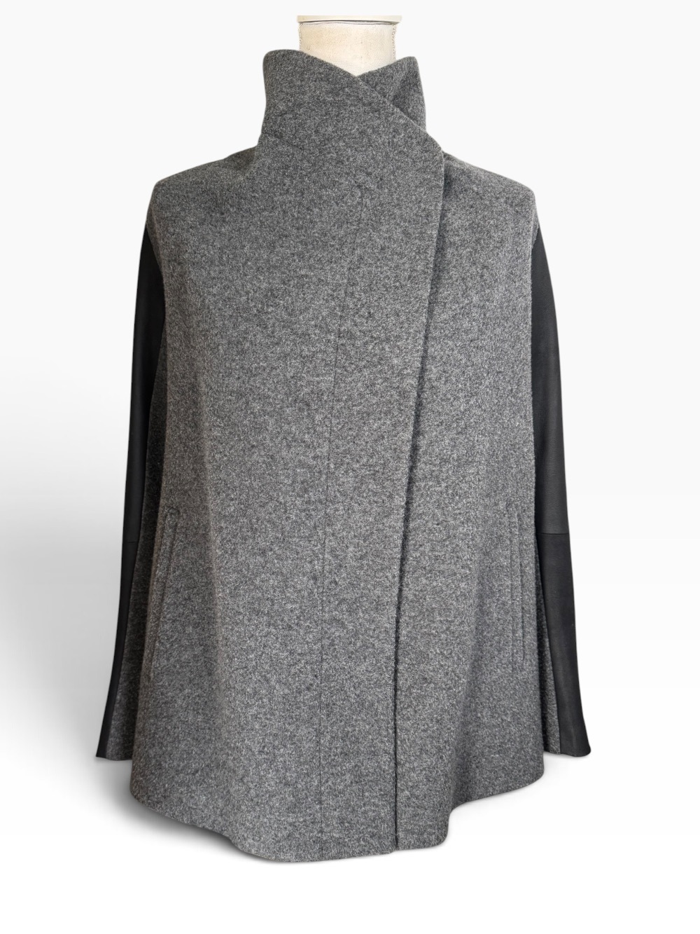 Theory Naomi Classical Mixed Media Coat size small